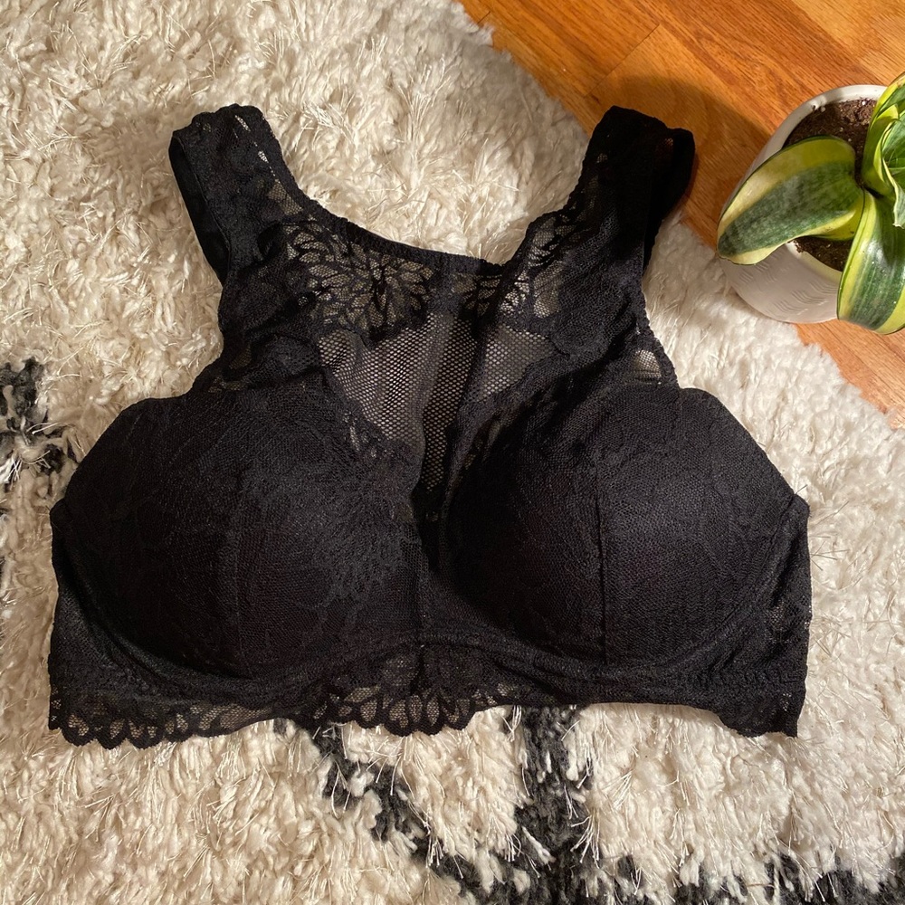 PINK Victoria’s Secret Black Lace Bralette